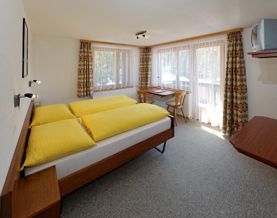 Hotel zum See Grächen Zimmer foto