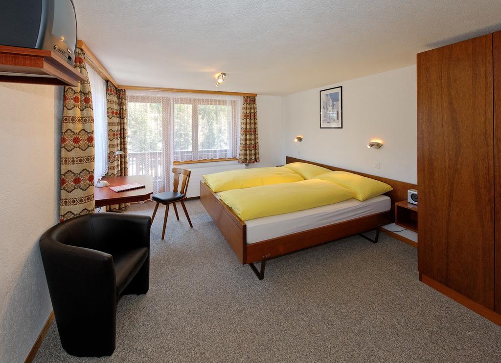 Hotel zum See Grächen Zimmer foto